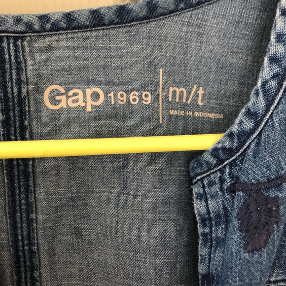 Gap Jean Tunic - Picture 2 of 3